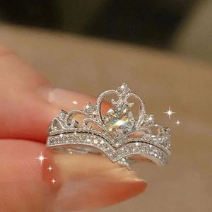 2 pc set Glamorous Crown Gem Rings